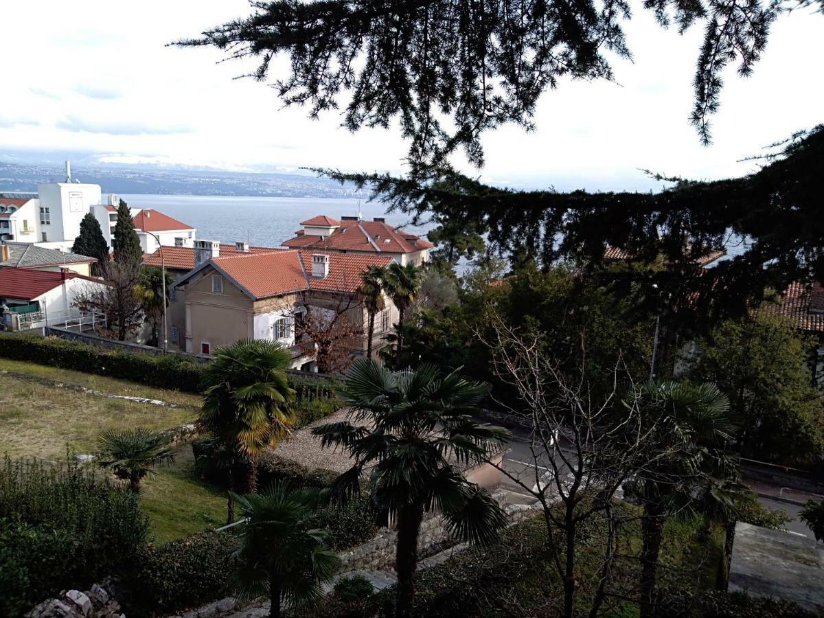 Apartman Lilly Lovran Εξωτερικό φωτογραφία