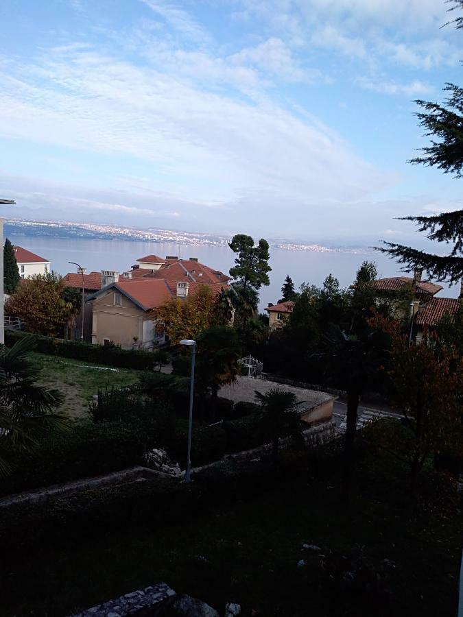Apartman Lilly Lovran Εξωτερικό φωτογραφία